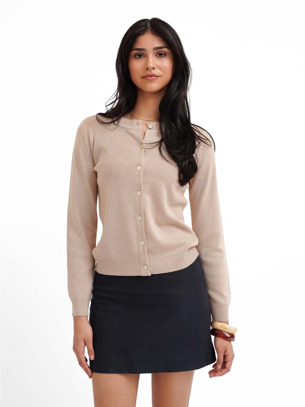 Cyrus THE CLASSIC BUTTONED CARDIGAN Oatmeal Cookie